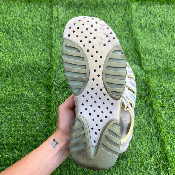 Privo Sandals Hiking Shoes Leather Upper 11 US Men’s Gray Yellow Outdoor - Picture 8 of 11